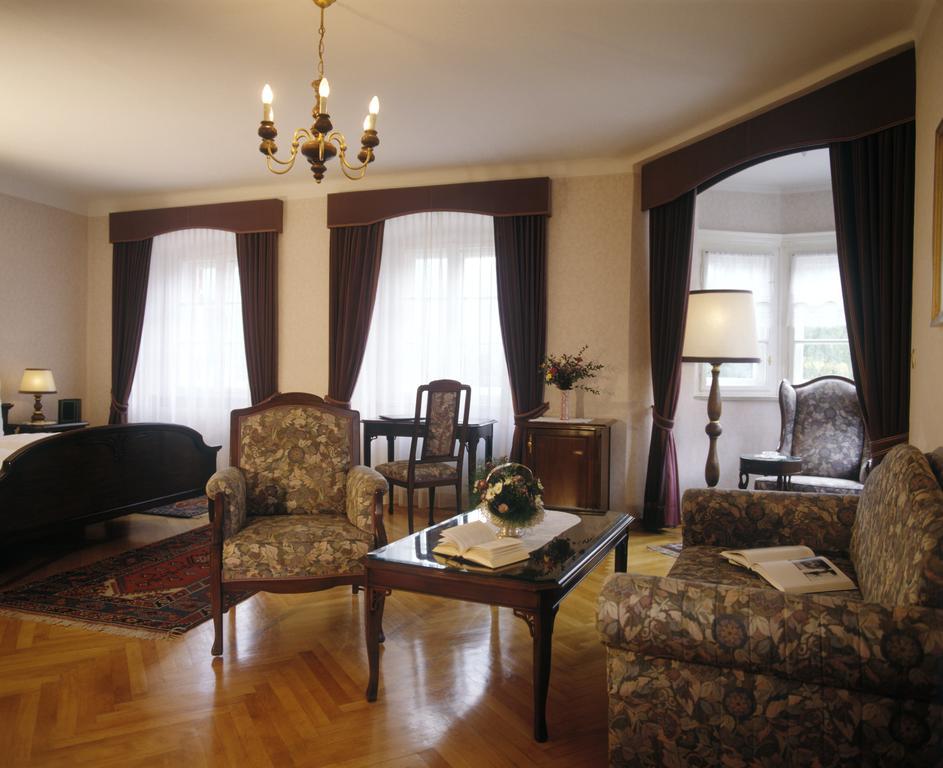 Schlosshotel Post Edelfreisitz Sprengenstein Imst Luaran gambar